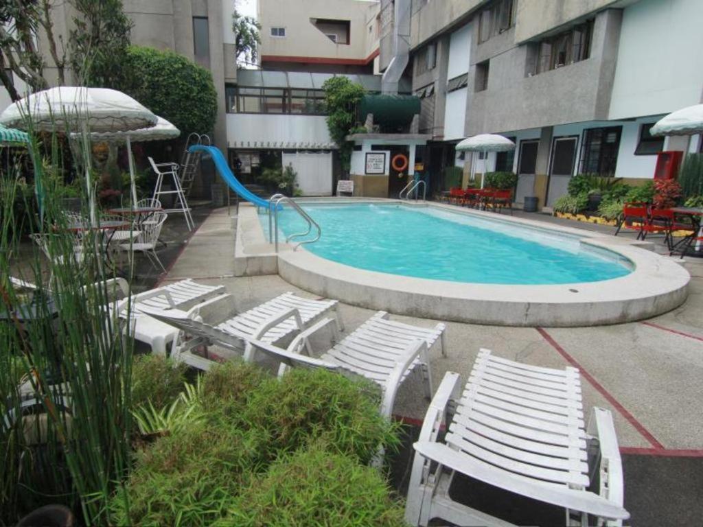 Hotel Supreme Baguio City Екстериор снимка