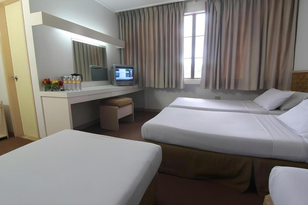 Hotel Supreme Baguio City Екстериор снимка