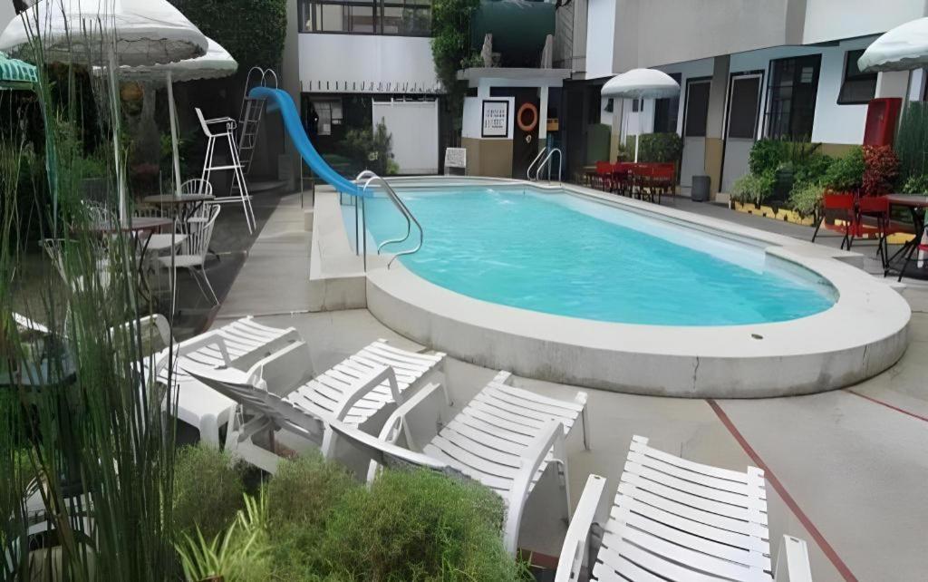 Hotel Supreme Baguio City Екстериор снимка