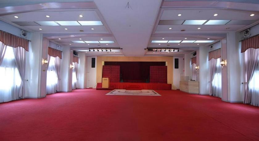 Hotel Supreme Baguio City Екстериор снимка