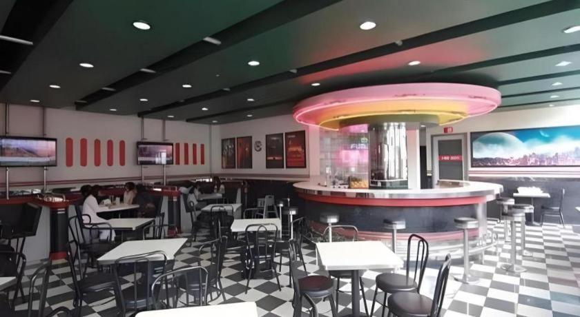 Hotel Supreme Baguio City Екстериор снимка